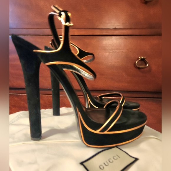 GUCCI BLACK AND GOLD TRIM STRAPPY STILETTO SANDALS 40 (10) - Picture 16 of 16